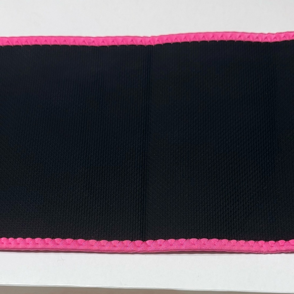 Sweet Sweat Waist Trimmer - Black and Pink - Picture 4 of 5